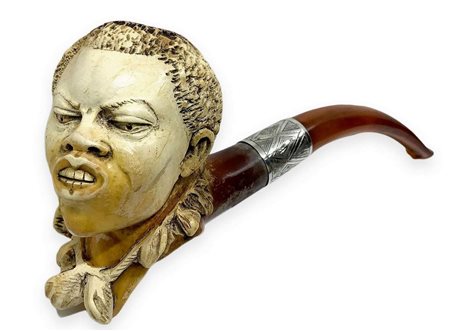 â€œ Personaggio Africano â€œ - Vienna, Austria. Seconda metÃ  del 1800.
Pipa con fornello e cannello in schiuma, bocchin