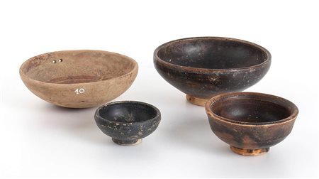 GRUPPO DI QUATTRO CIOTOLE ETRUSCHE
VI - III secolo a.C.