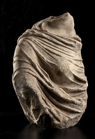 BUSTO MARMOREO FEMMINILE
I secolo a.C. - I secolo d.C.