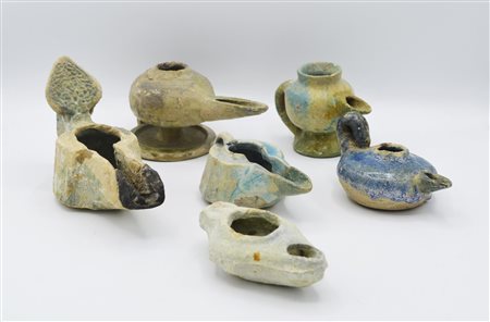 SEI LUCERNE ISLAMICHE DATAZIONE: X-XII sec. d. C MATERIA E TECNICA: maiolica...