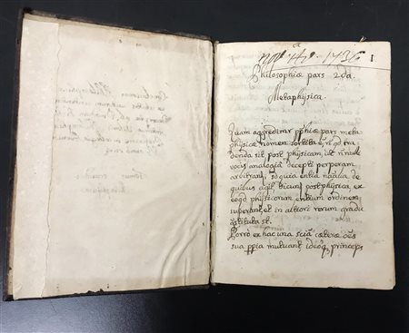 MANOSCRITTO CON TRATTATI DI FILOSOFIA IN 2 VOLUMI DATABILE AL 1718 In 8....