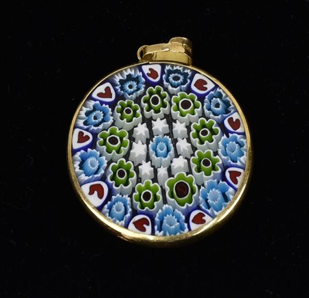 PENDENTE IN ORO GIALLO E VETRO del tipo a murrine diam 24 mm IL PRESENTE...