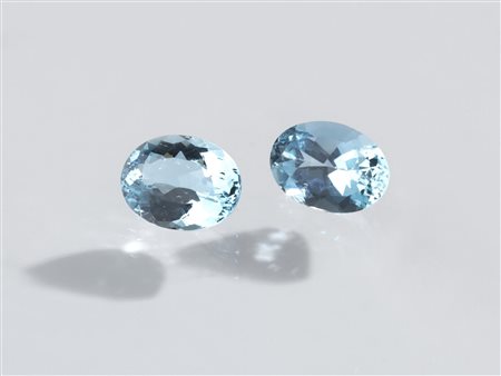 COPPIA DI ACQUEMARINE CT 5.61 E 5.29 di forma ovale, taglio composito mm...