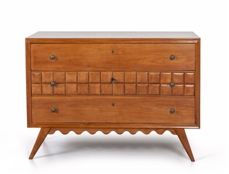  UNA CASSETTIERA, anni '40. <br>Legno di 