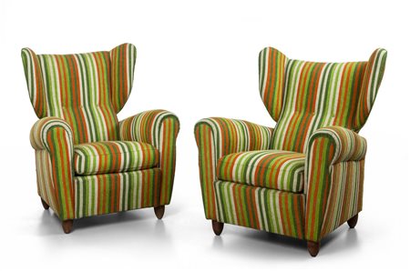 DUE POLTRONE, anni '50. <br>Strutture e gambe in 