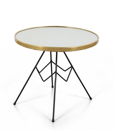 UN TAVOLINO, anni '50. <br>Tondino di acciaio 