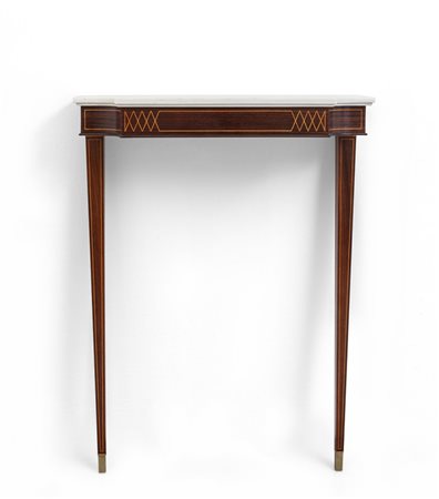 UNA CONSOLE, anni '50. <br>Legno impiallacciato 