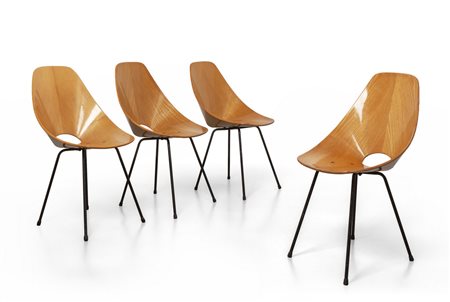 VITTORIO NOBILI <br>Quattro sedie 'Medea' per 