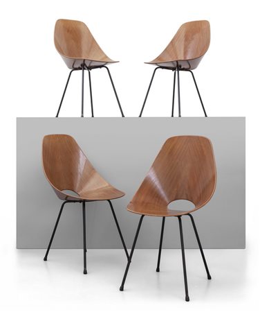 VITTORIO NOBILI <br>Quattro sedie 'Medea' per 