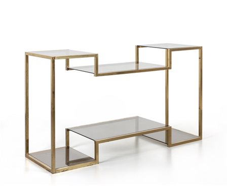 UNA ETAGERE, anni '60. <br>Ottone, cristallo 