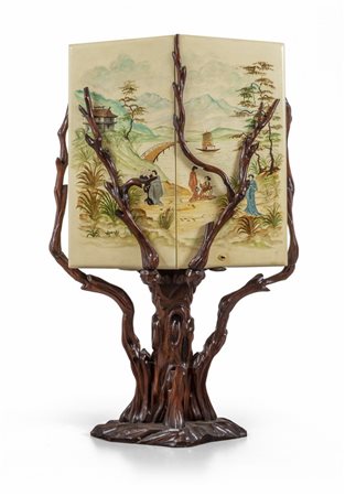 UN MOBILE-BAR, anni '60. <br>Legno scolpito tinto 