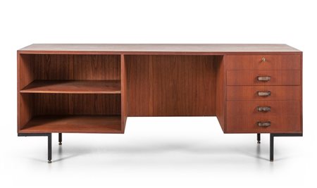 PAOLO TILCHE <br>Un mobile contenitore per 