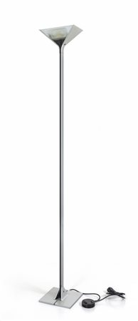 TOBIA SCARPA<br>Una lampada alogena da terra 