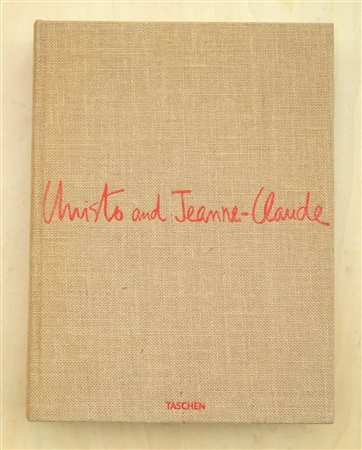 CHRISTO AND JEANNE-CLAUDE (FIRMATO DA ENTRAMBI GLI ARTISTI) – Libro commemorativo per i 75 anni, Taschen, 2010