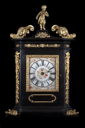 ANONIMO
Grande orologio notturno/diurno in cassa a edicola in legno ebanizzato
