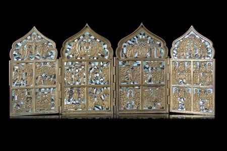 Icona da viaggio quadripartita in bronzo e smalti policromi decorata a scene de