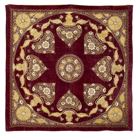 Tessuto copritavolo, ricamo in fili d'argento e d'oro su velluto di seta color