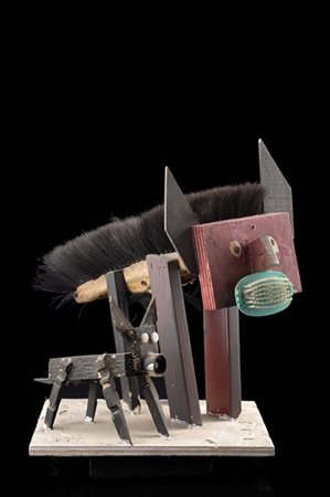 Sergio Dangelo "Bautang and song" 1980 scultura in legno e materiali diversi. Fi