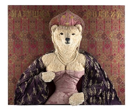 Patrizia Medail "Madre Russia" 2003 
antico ricamo ottomano, altri tessuti, fran