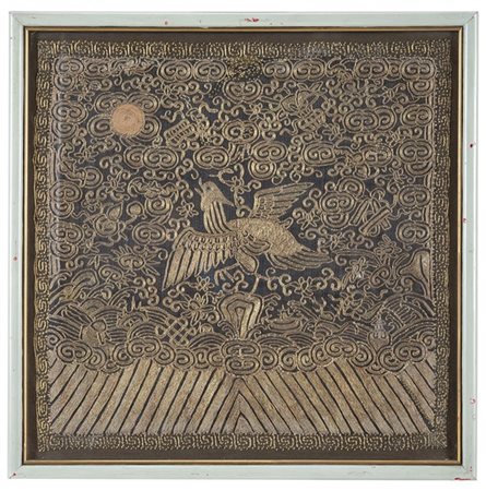 Quadrato dei Mandarini. Ricamo formato da fili di metallo dorato applicati a co