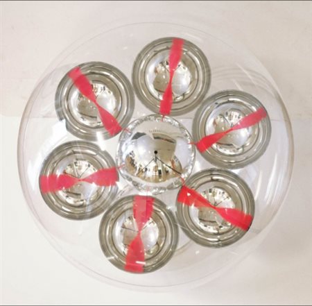 FRANCO COSTALONGA 1933 OCSDMV , 1972 Sfera, scultura in plexiglass con 7...