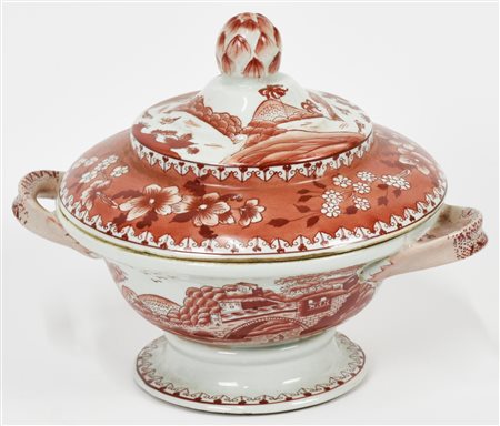 ZUPPIERA IN PORCELLANA con decorazioni orientaleggianti diam cm 18 h cm 17...