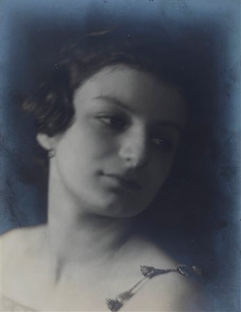 Frantisek Drtikol (1883-1961)  - Senza titolo (Ballerina), years 1930