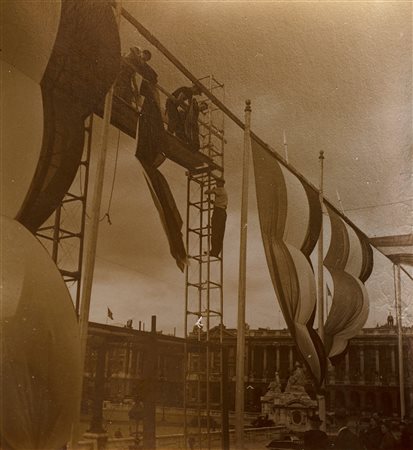 Florence Henri (1893-1982)  - 14 Juillet (Place de la Concorde), 1937