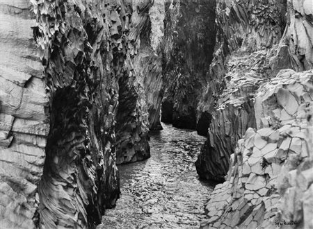 Giuseppe (Pepi) Merisio (1931-2021)  - Sicilia: Gole dell'Alcantara, years 1980