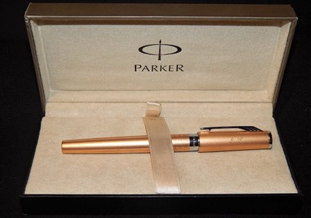 PENNA STILOGRAFICA PARKER penna stilografica Parker con custodia originale in...