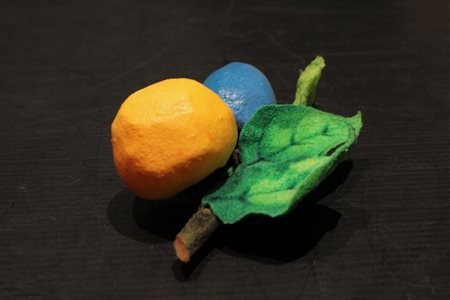 Piero Gilardi IBYIS spilla in poliuretano, cm 8x12x5 eseguita nel 2015 firma...