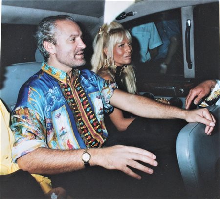 Tom Wargacki GIANNI VERSACE CON SORELLA DONATELLA fotografia di Tom Wargacki,...