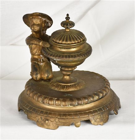 CALAMAIO IN BRONZO Francia, XIX sec. h 15 cm