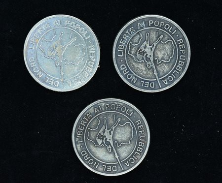 LOTTO DI TRE MEDAGLIE composta da: due monete da 2 Leghe 1992 una moneta da...