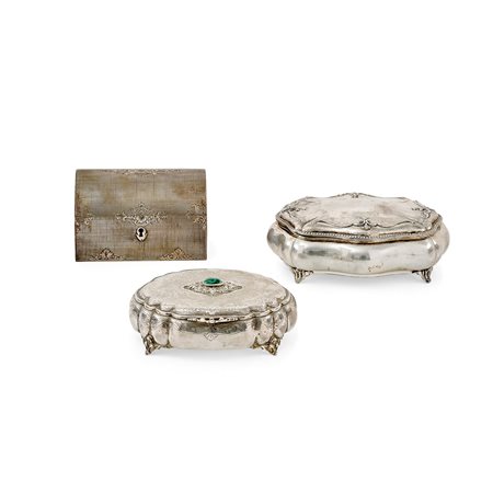 Tre scatole portagioie in argento, Italia XX secolo