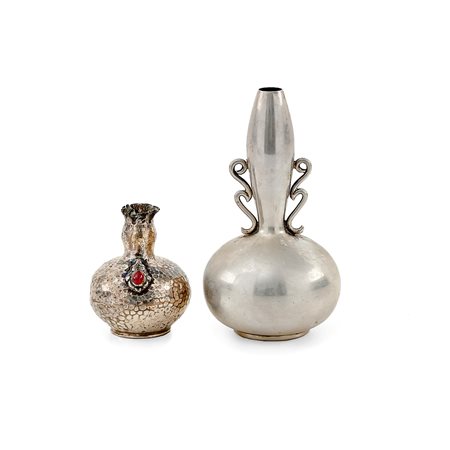 Due vasetti in argento, Italia XX secolo