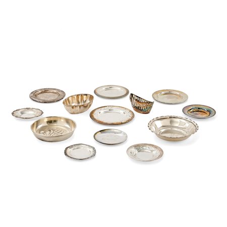 Lotto di tredici argenti