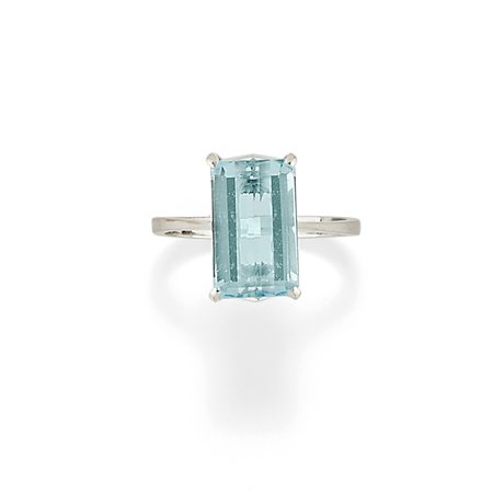 Anello con acquamarina