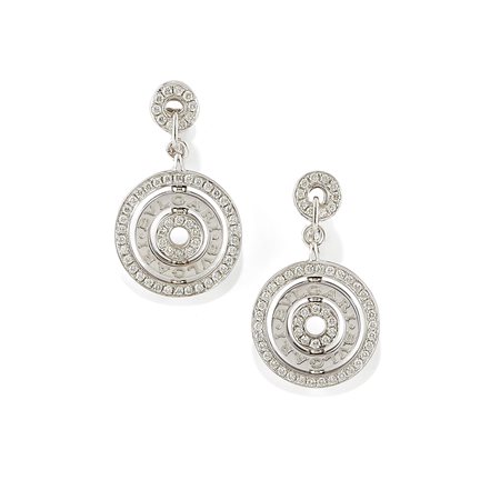 Orecchini pendenti con diamanti