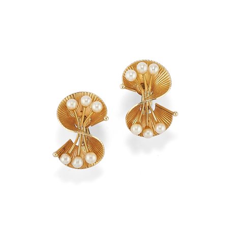Orecchini con perle, circa 1940