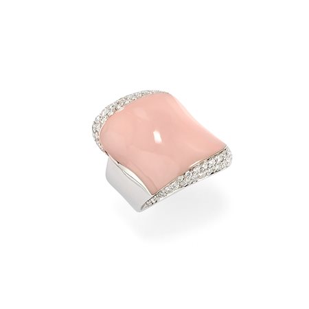 Anello con diamanti e pietra dura