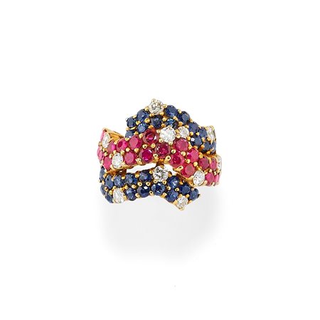 Anello con zaffiri, rubini e diamanti