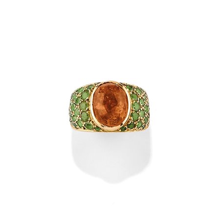 Anello con quarzo e pietre verdi