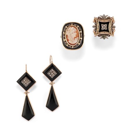 Lotto di gioielli con cammeo, diamanti e onice