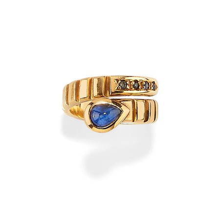 Anello con pietre blu