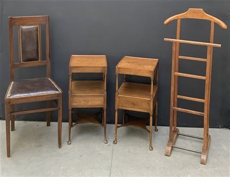 Lotto composto da una coppia di comodini a due ripiani con cassetto e pianetto