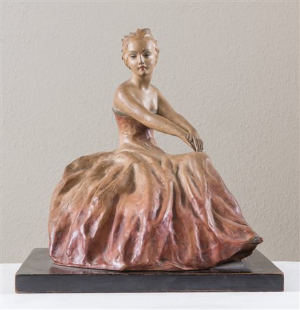 Ballerina in terracotta. Firmata al retro R. Bordoli. Cm 31x29x26.