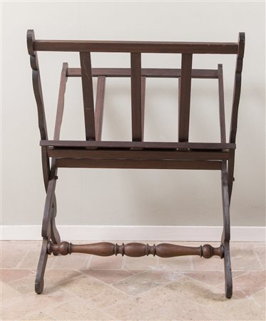 Grande portariviste. Ad imitazione dell'antico, realizzato nel XX secolo. Cm...