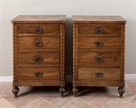 Coppia di comodini. Piemonte, prima metà del XIX secolo. Realizzati in...