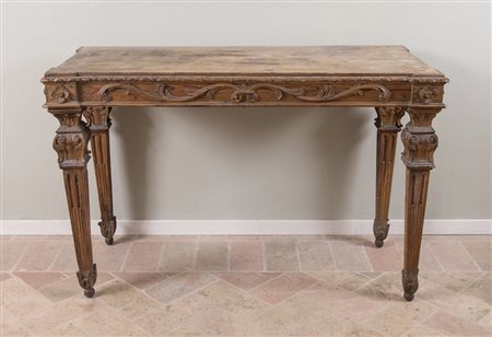 Consolle Luigi XVI realizzato in legno d'abete. Seconda metà del XVIII...